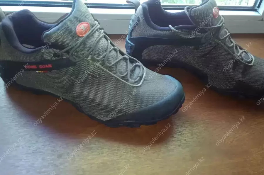 Продам новые кроссовки Xiang Guan, водозащищённые
