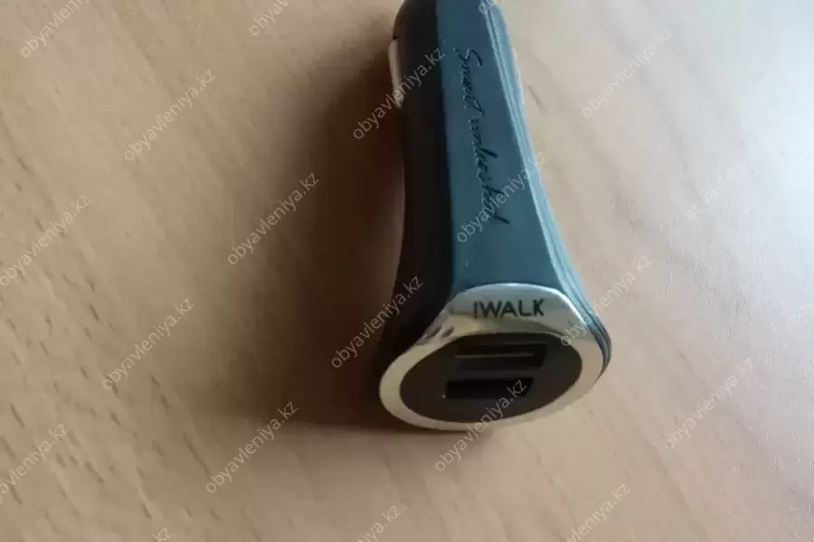 Продам автомобильную зарядку б/у, в хорошем