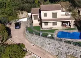 Эксклюзивная вилла на побережье Испании