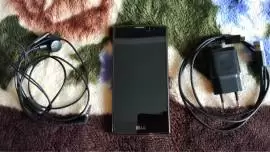Телефон LG смартфон G4c экран HD 5" связь 4G 