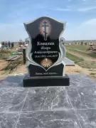 Памятники и надгробия 